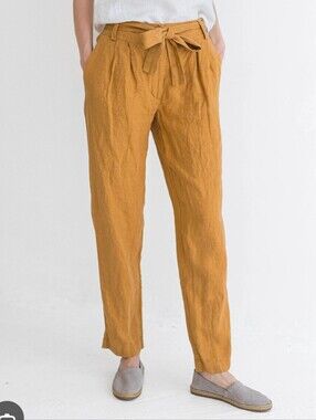 Bana Republic Women Pants in Mustard